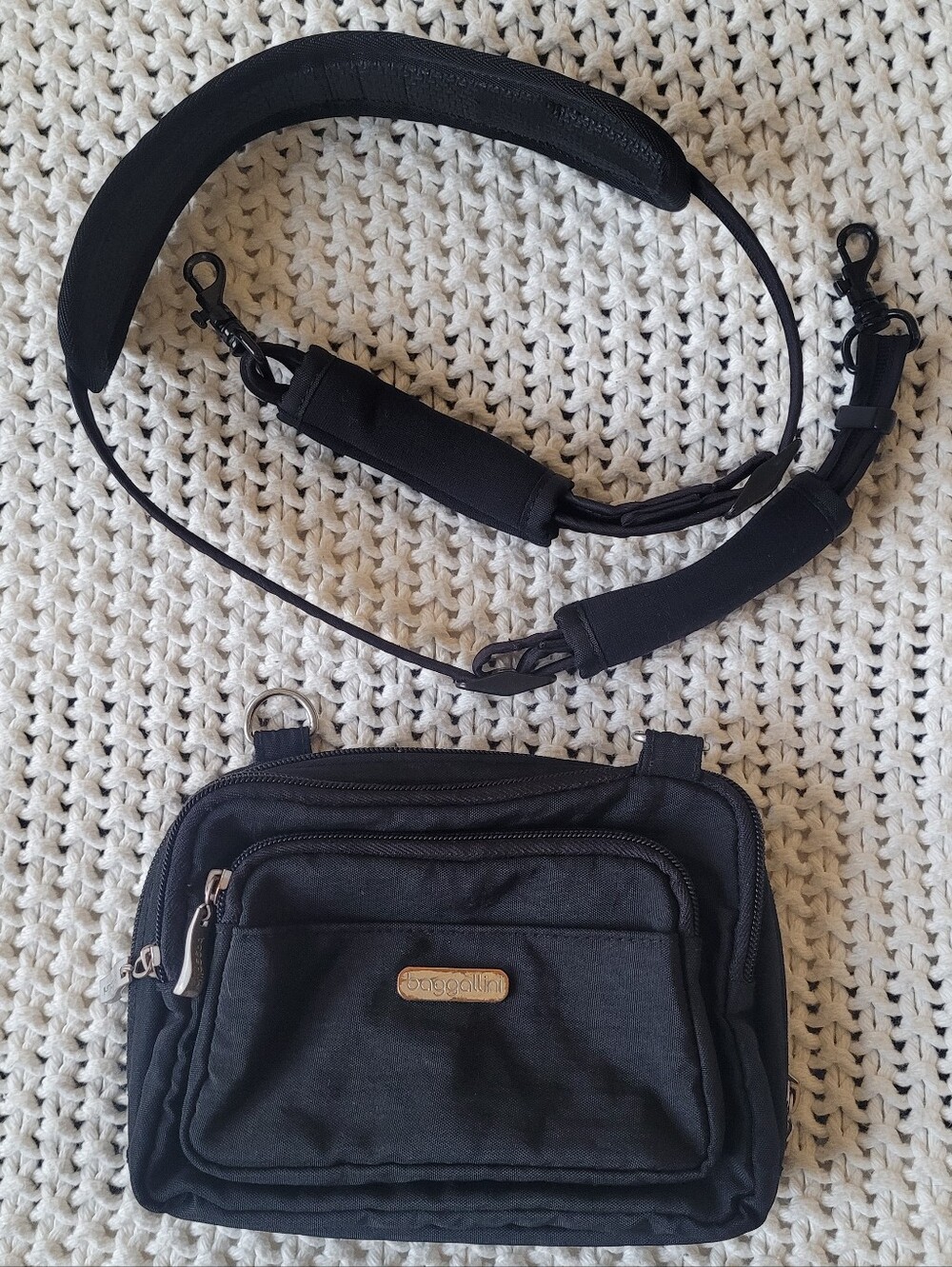 Baggallini Small Crossbody Bag w/ Pacsafe Anti-theft Strap